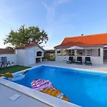 House Mia Willa *