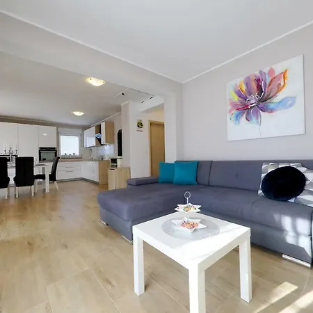 House Mia Vila *