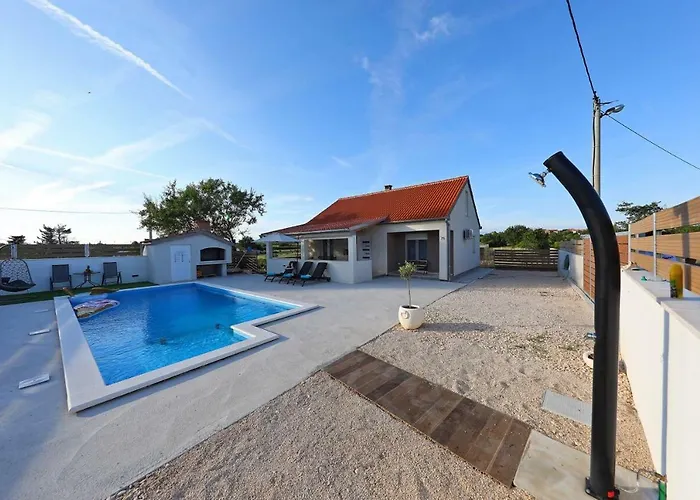 Villa House Mia