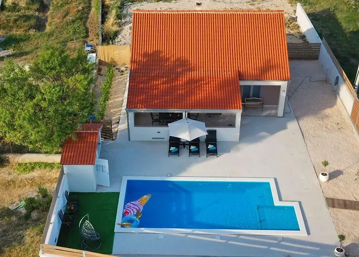 Villa House Mia Murvica (Policnik)
